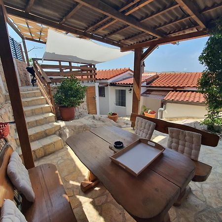 Holiday House Pag Zubovići 外观 照片