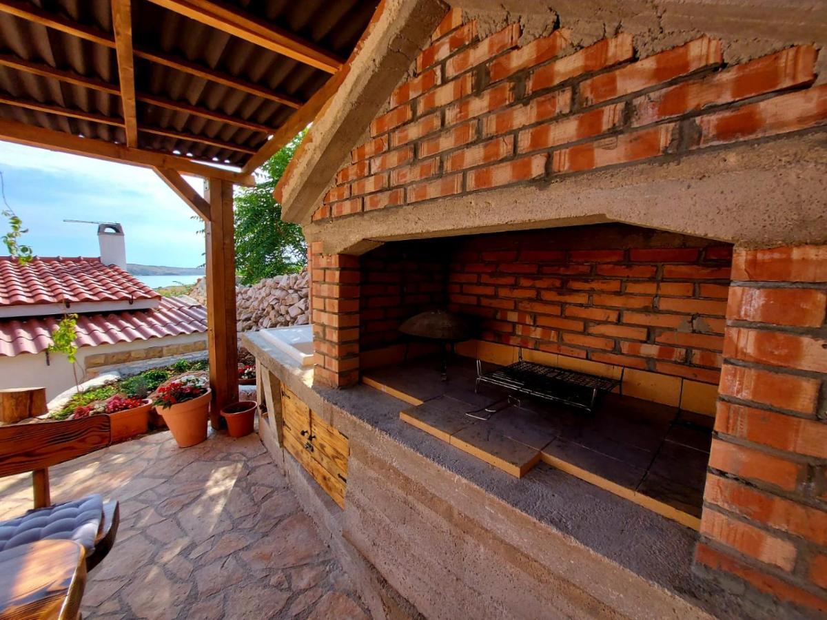 Holiday House Pag Zubovići 外观 照片