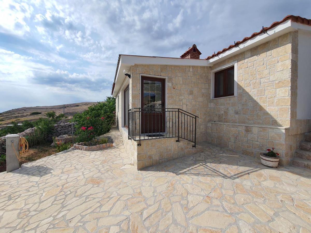Holiday House Pag Zubovići 外观 照片